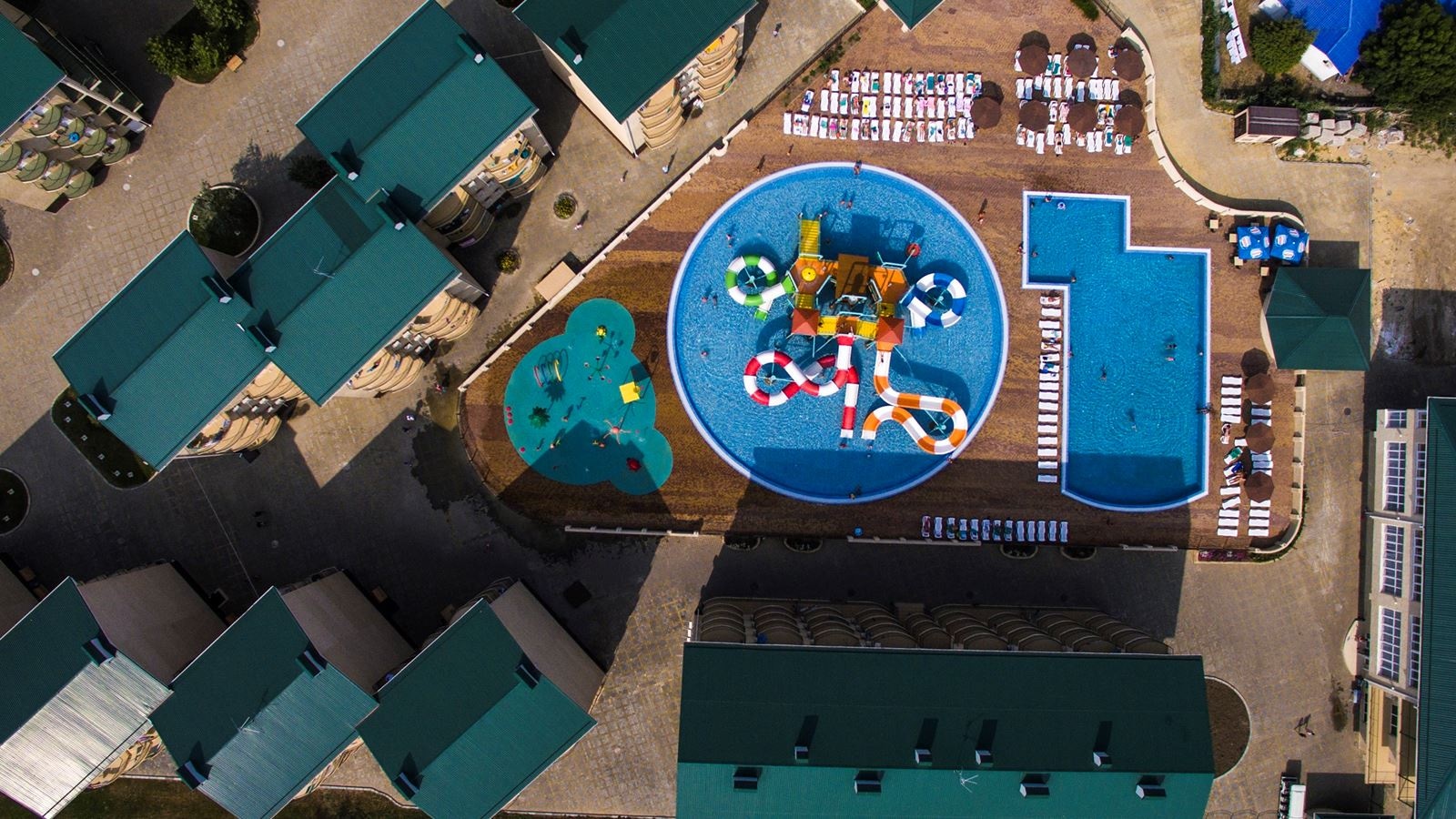 water-park-water-park