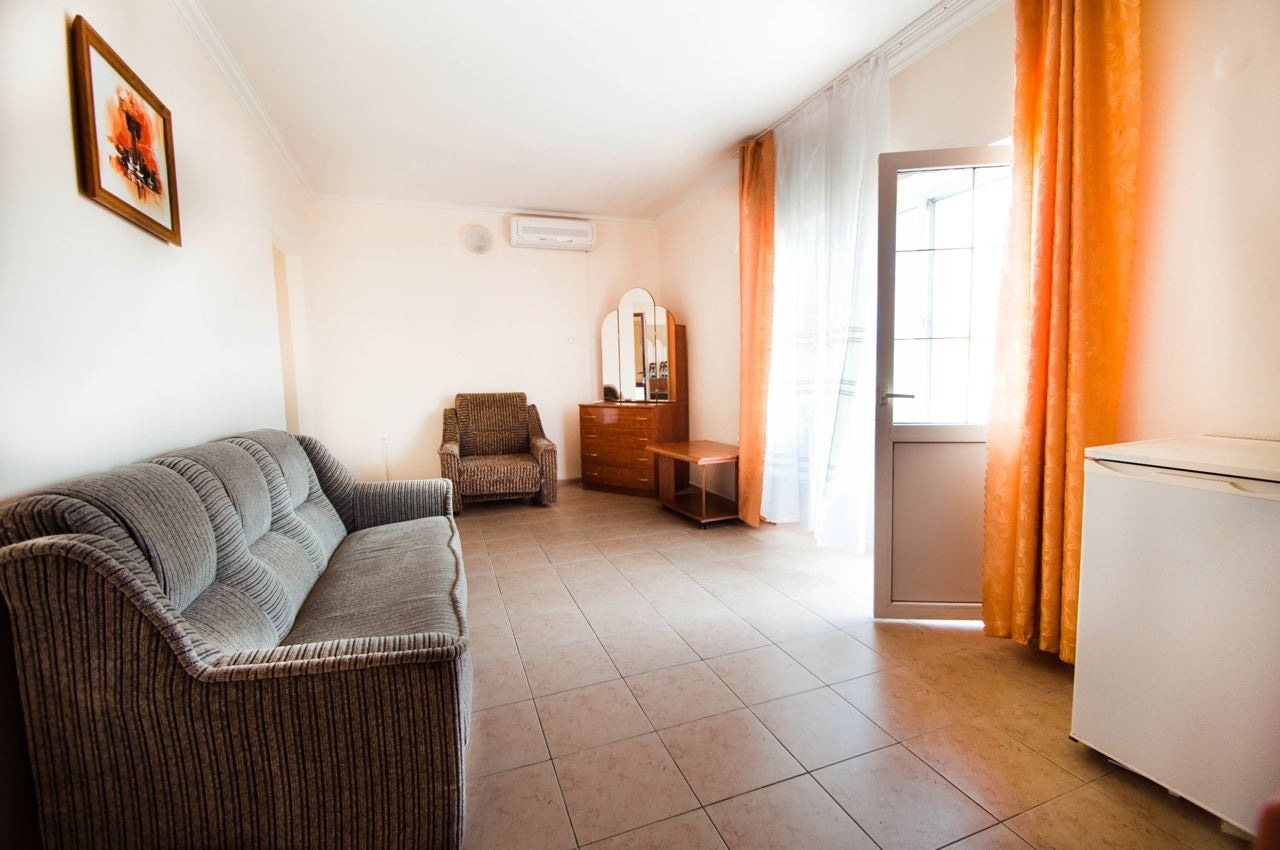 rooms-2-mestniy-2-komnatniy