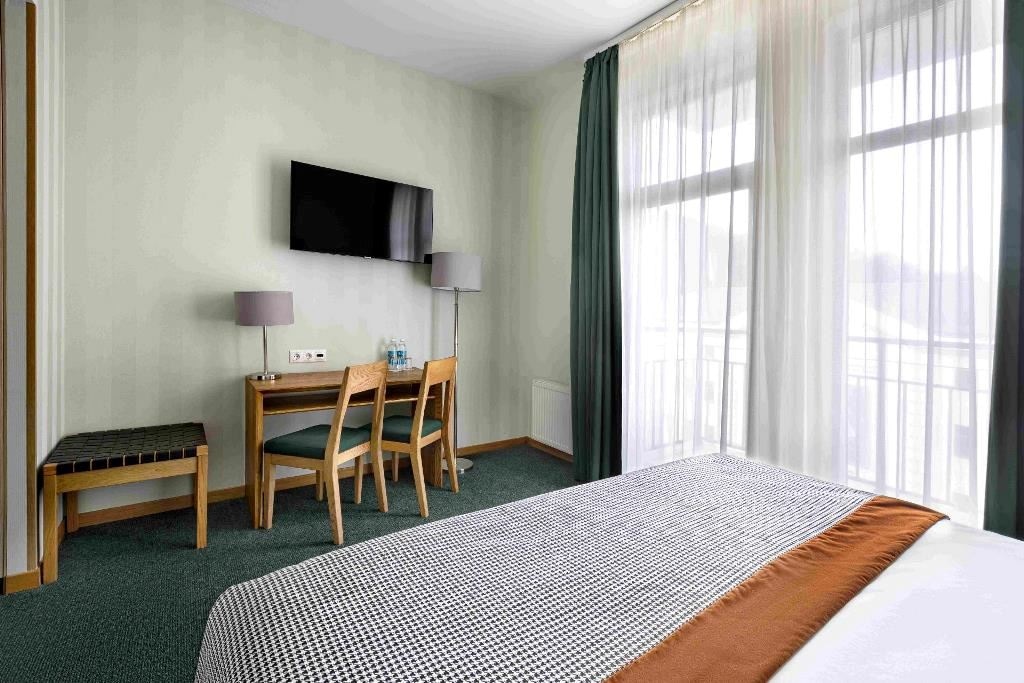 rooms-standart-balcony