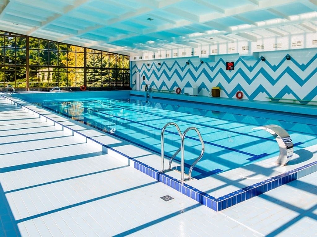 pools-indoor-pool