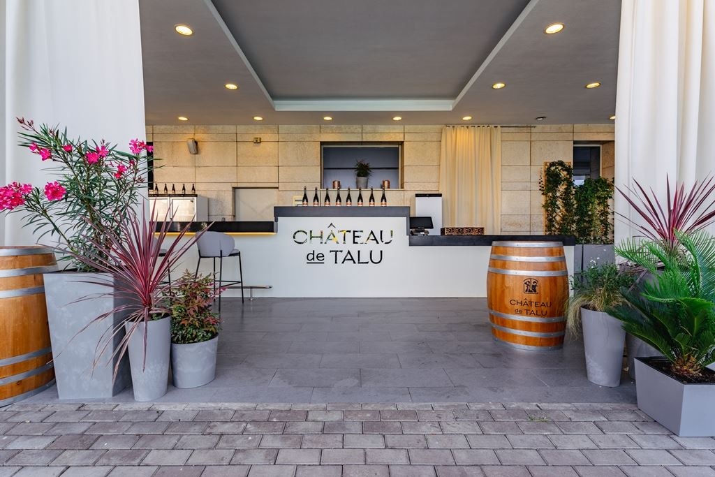 bars-mantera-pool-bar