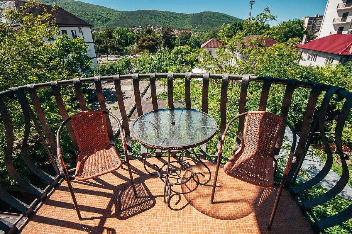 rooms-стандарт-с-балконом