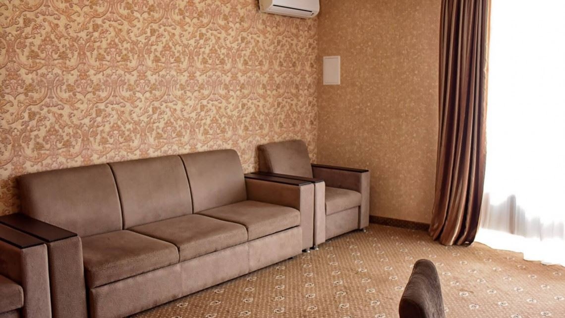 rooms-2mest-2-kom-delux