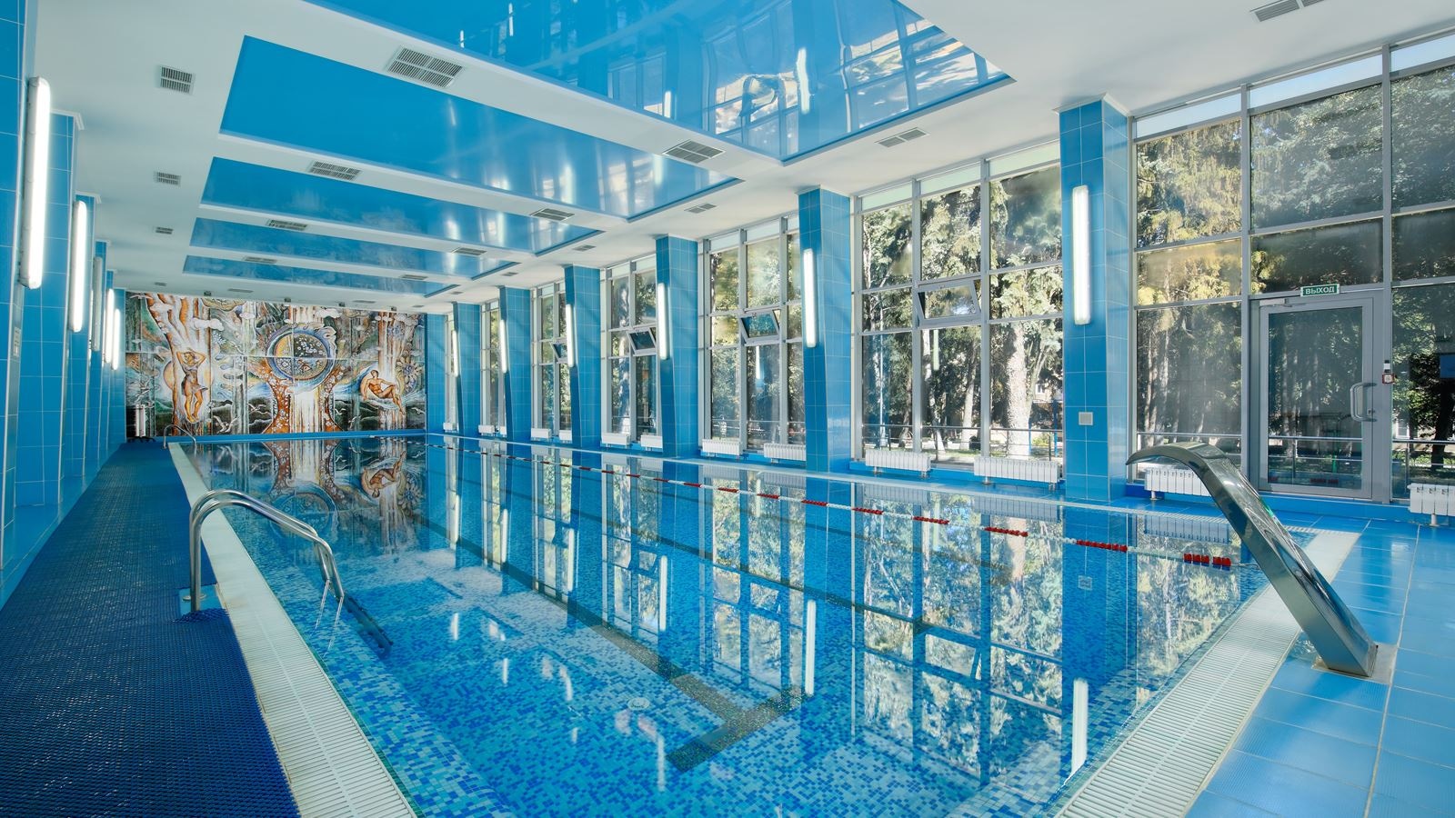 pools-indoor-pool