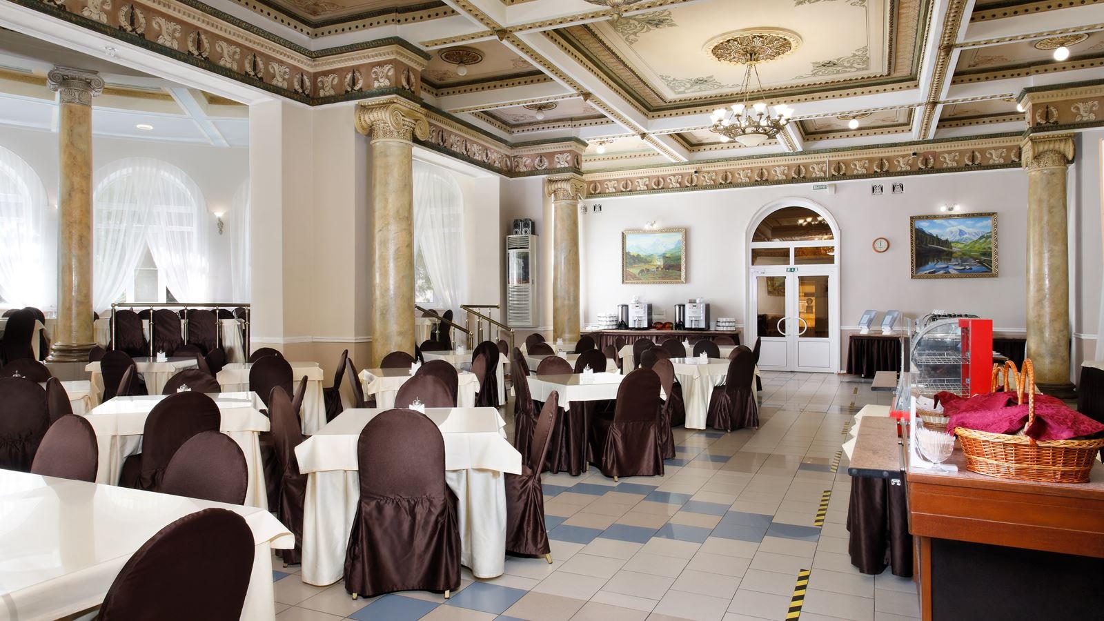 restaurants-restoran