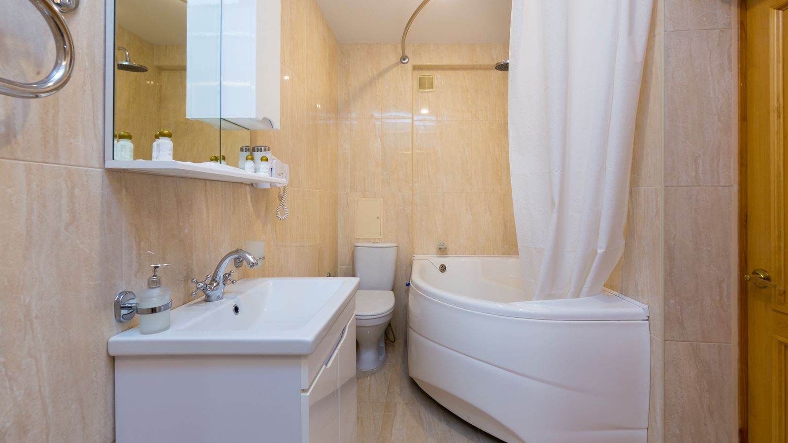 rooms-1-мест-2-комнатный-люкс-корп-1