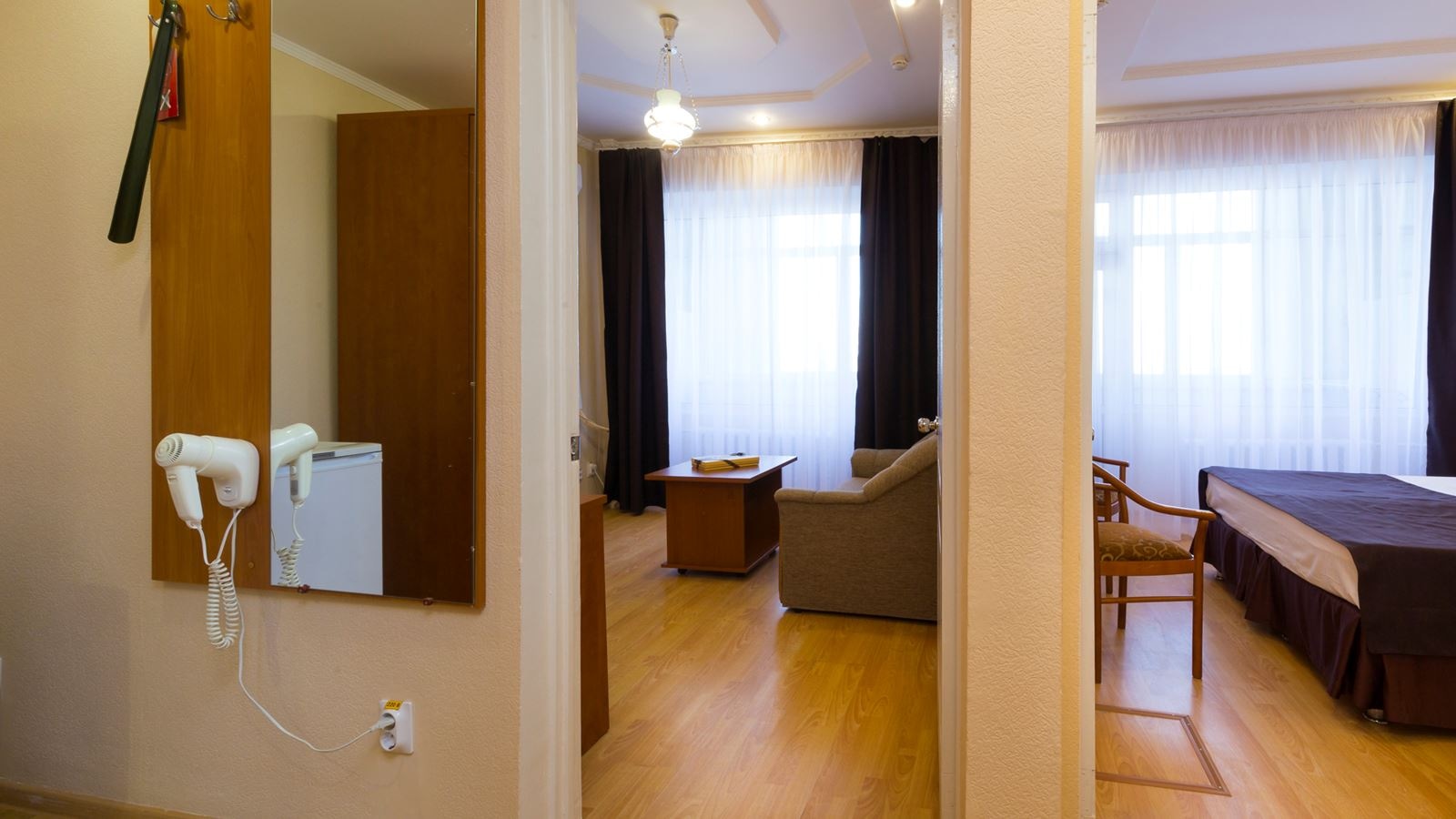 rooms-room-standard-double