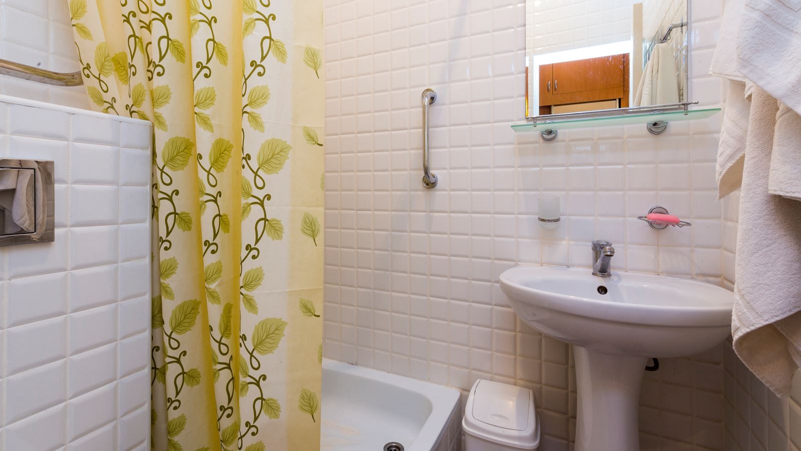 rooms-room-single-typea-wellness