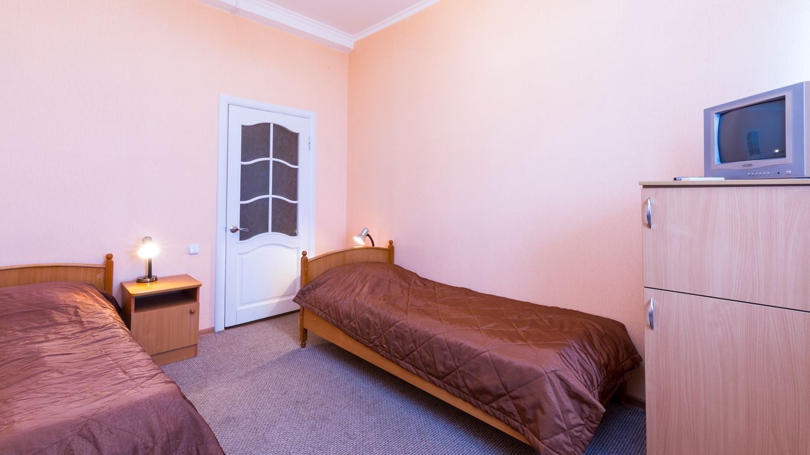 rooms-room-standard-typea-wellness