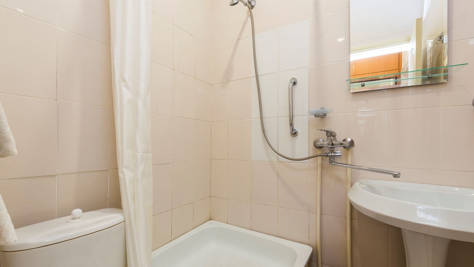 rooms-room-standard-typeb-wellness