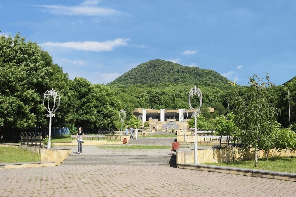 general-main-building