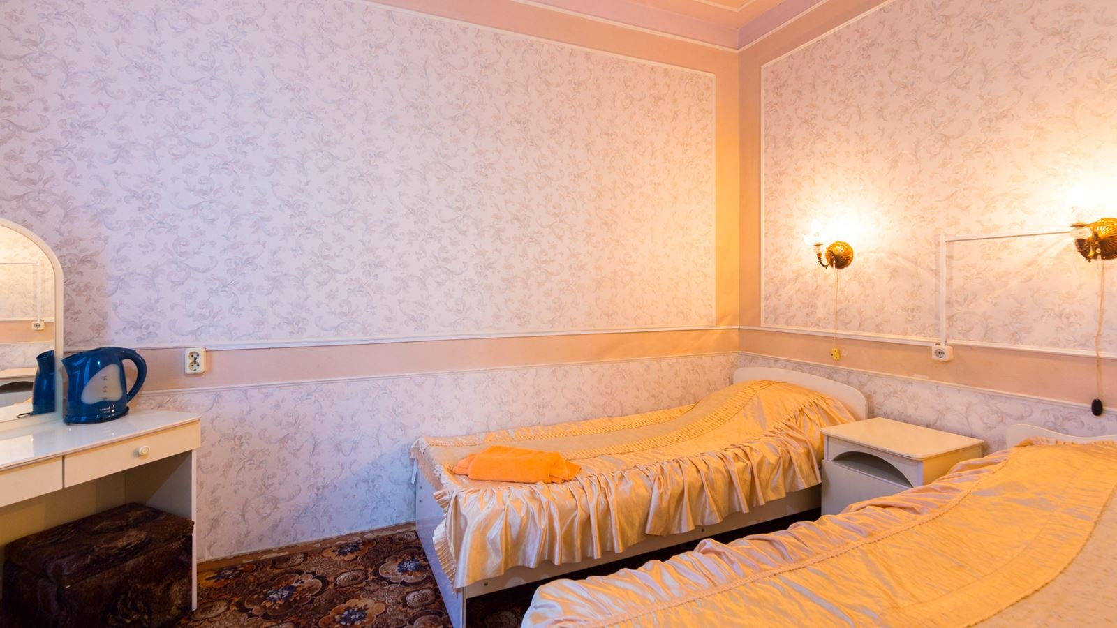 rooms-2-room-corpus-2