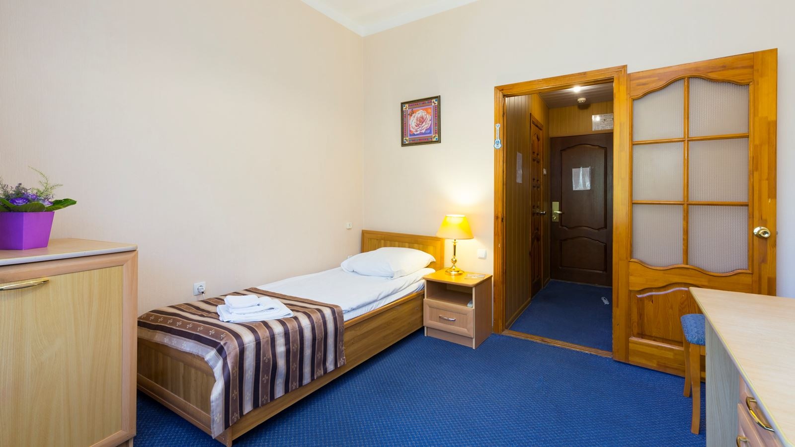 rooms-single-3-categories-building-3