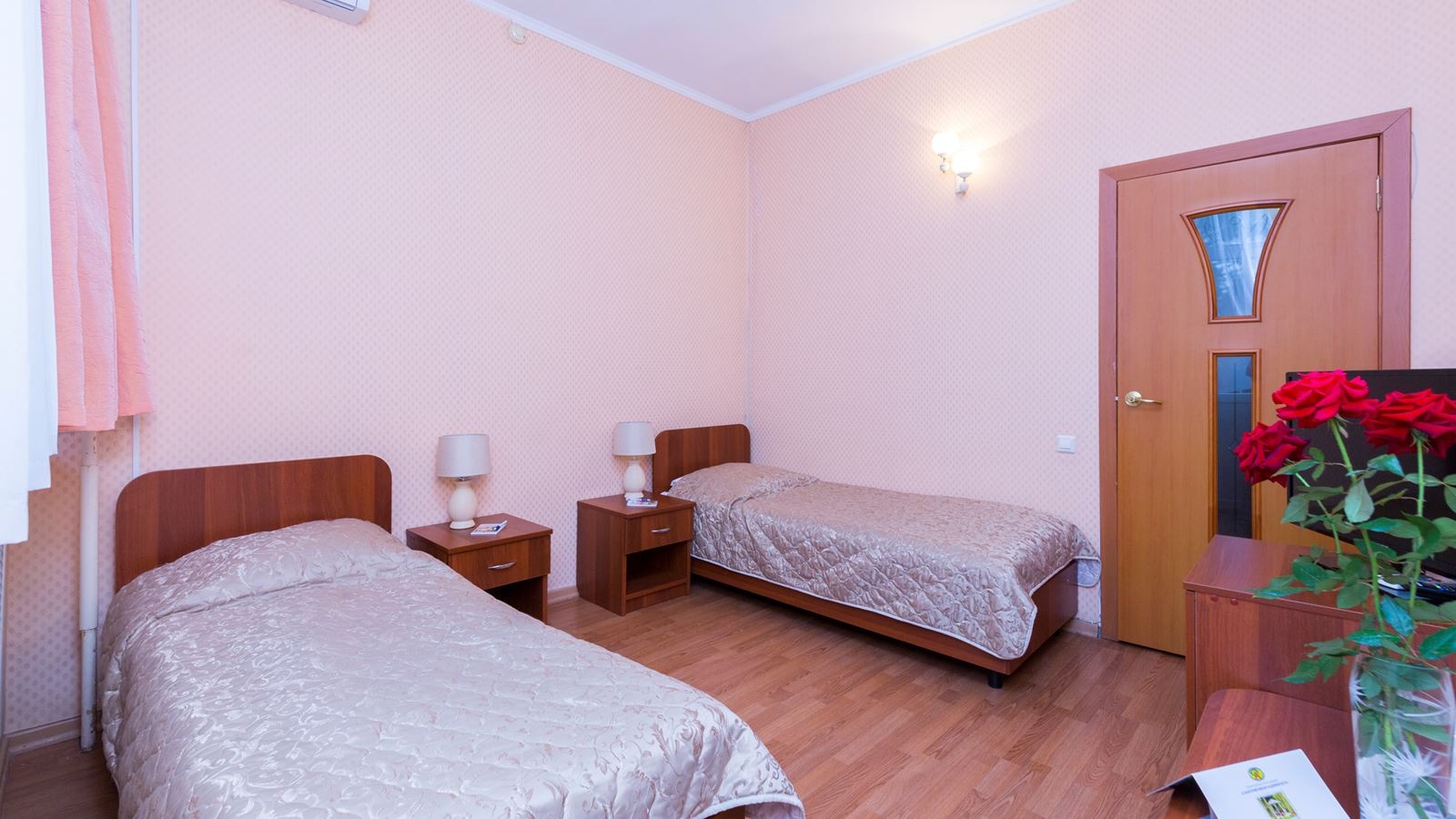 rooms-double-1-category-corpus-3