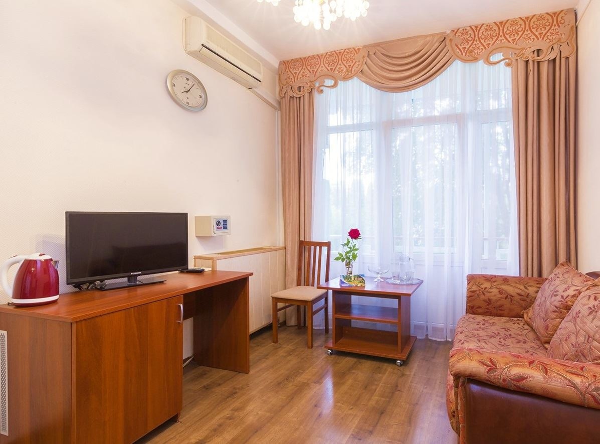 rooms-apartment-standard-1-bedroom-gardenview