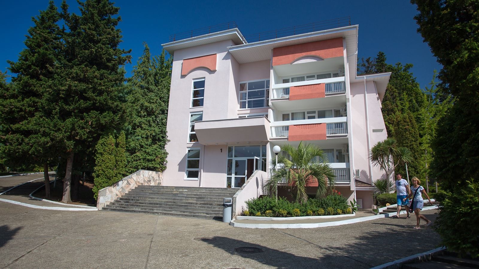 general-main-building