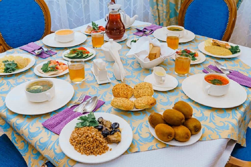 restaurants-основной-зал-питания