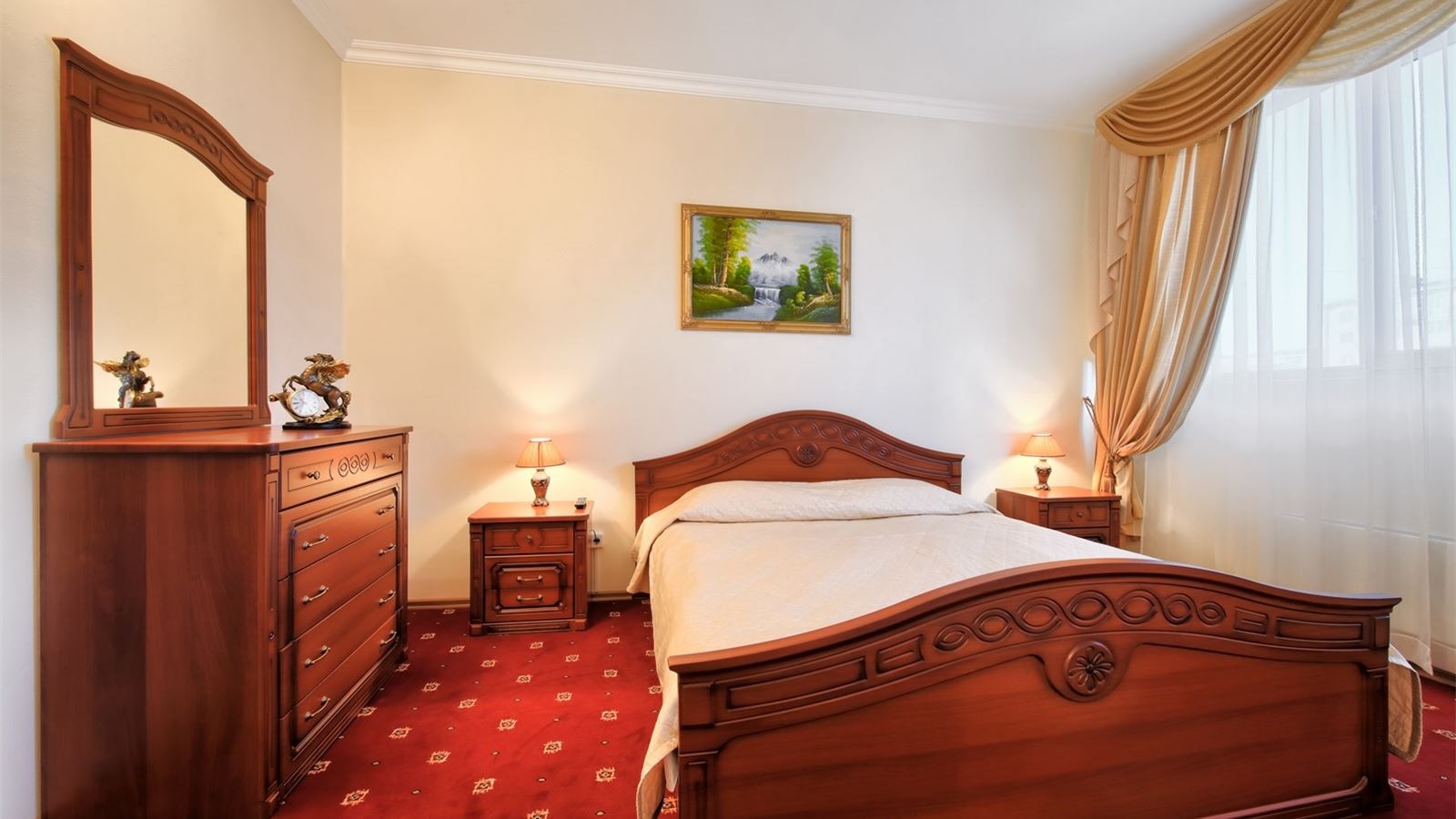 rooms-2-mest-2-komn-luxe