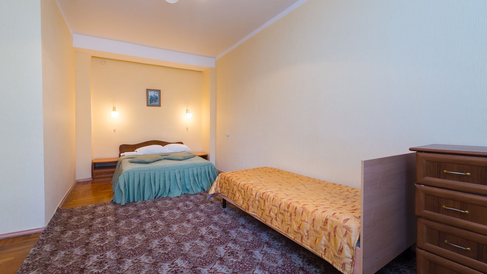 rooms-2-room-corpus-4