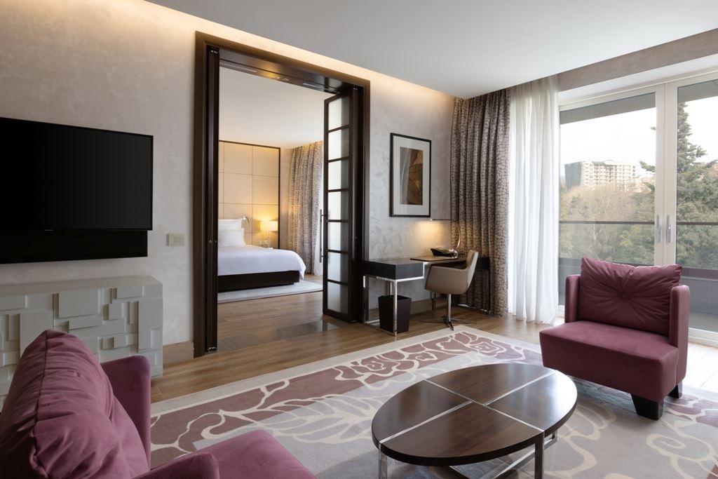 rooms-suite-park-view