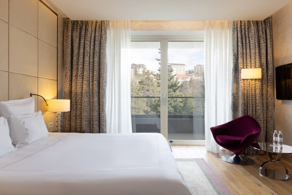 rooms-suite-park-view