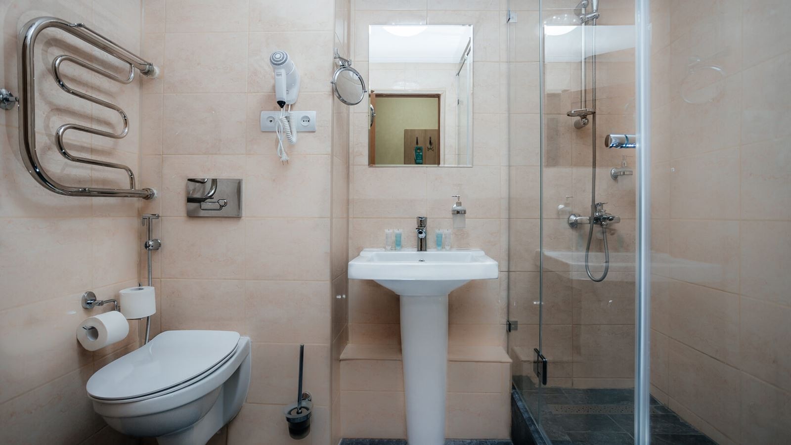 rooms-2-mest-superior-bez-balkona