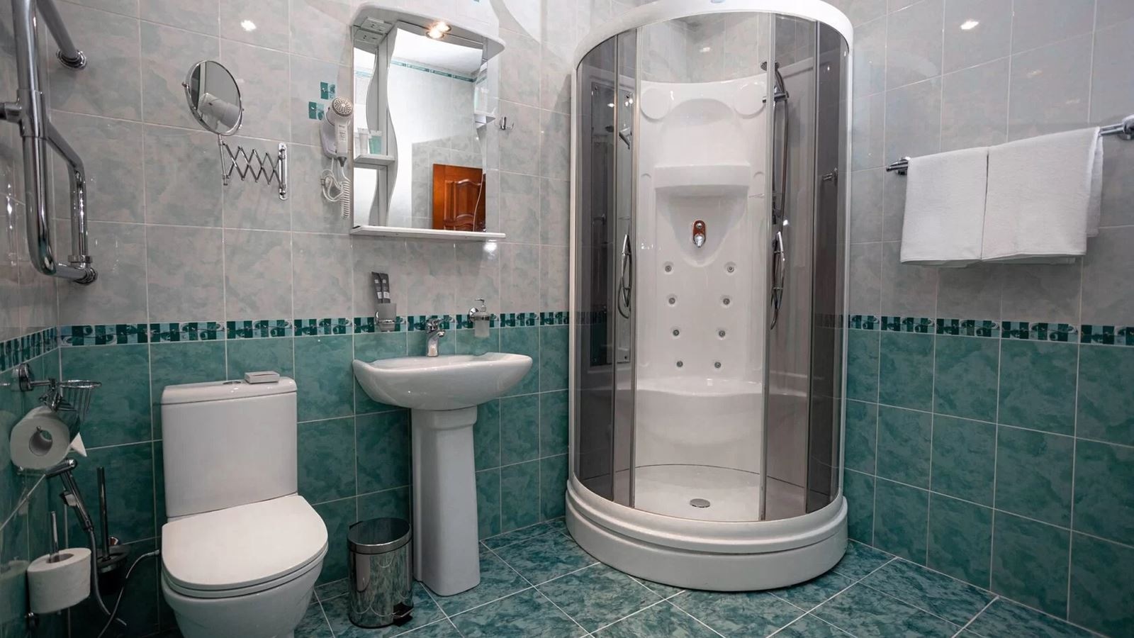 rooms-2-mest-3-komn-luxe