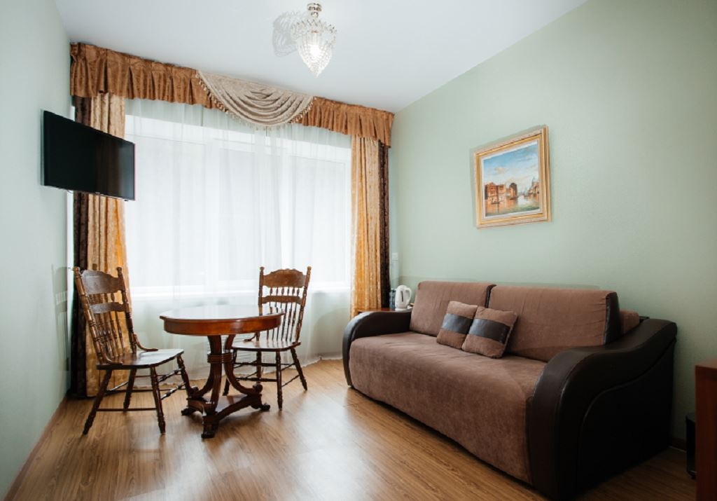 rooms-2-mest-2-komn-semeinyi