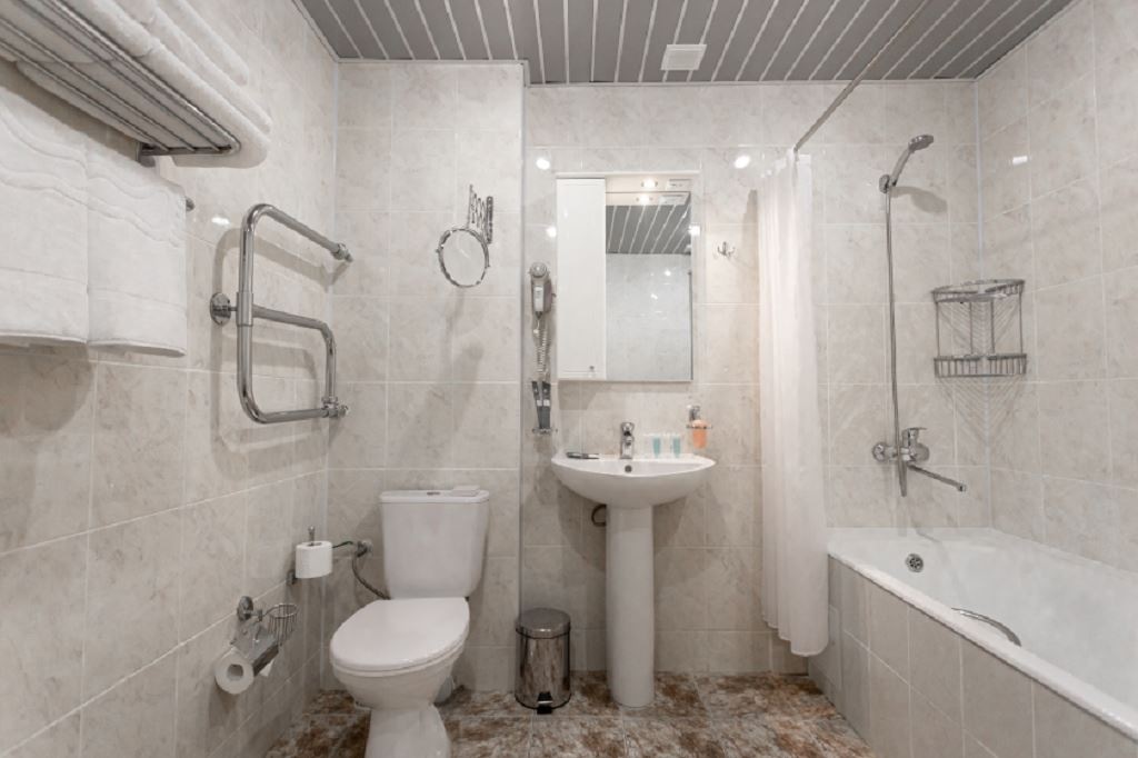 rooms-2-mest-2-komn-semeinyi