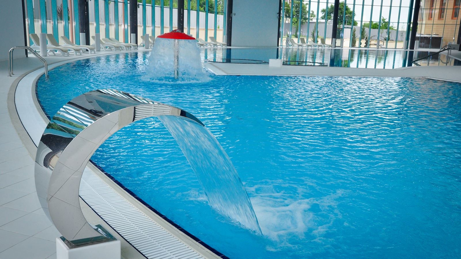 pools-indoor-pool