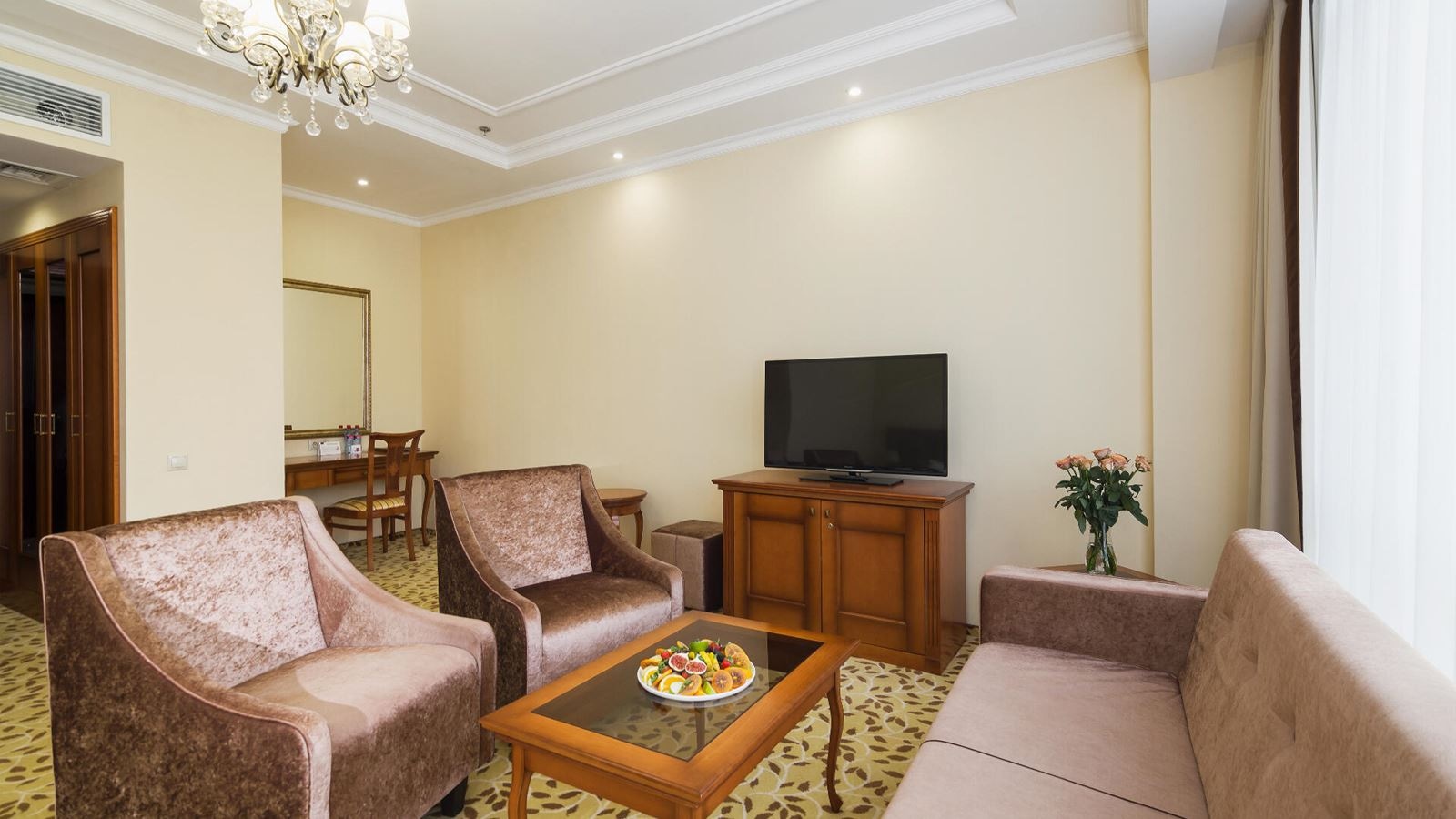 rooms-junior-suite-balcony