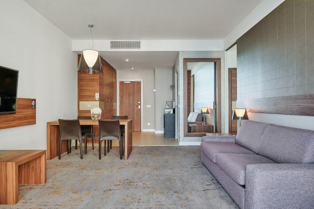 rooms-suite-superior