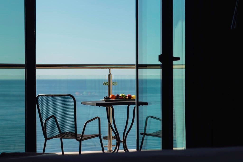 rooms-executive-room-with-sea-view-club-floor