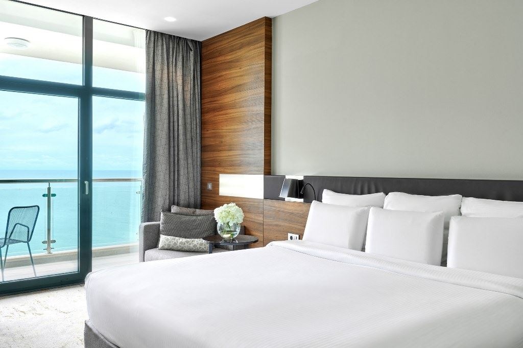 rooms-executive-room-with-sea-view-club-floor