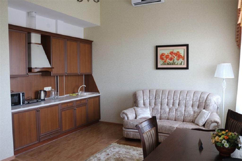 rooms-2-mest-2-komn-deluxe