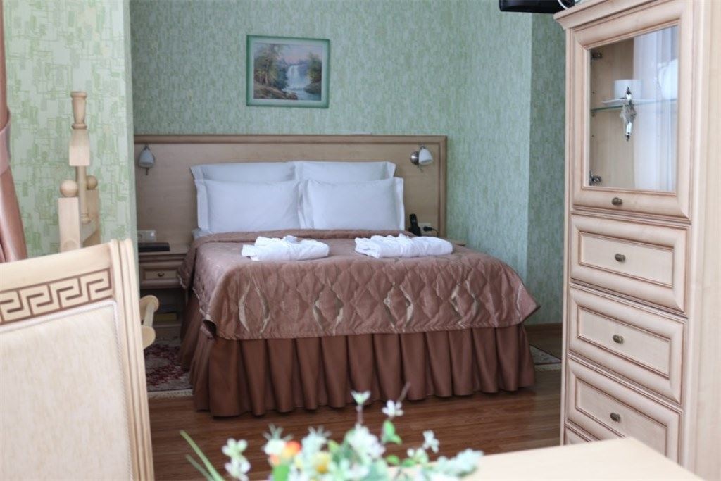 rooms-2-mest-standart