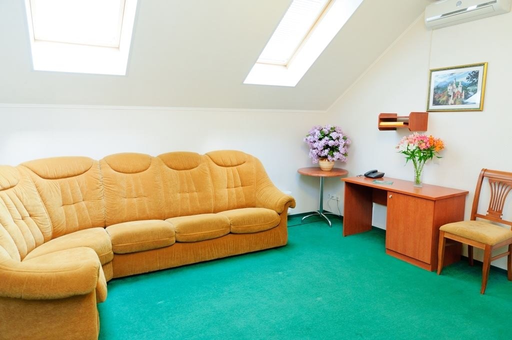 rooms-2-mest-2-komn-luxe