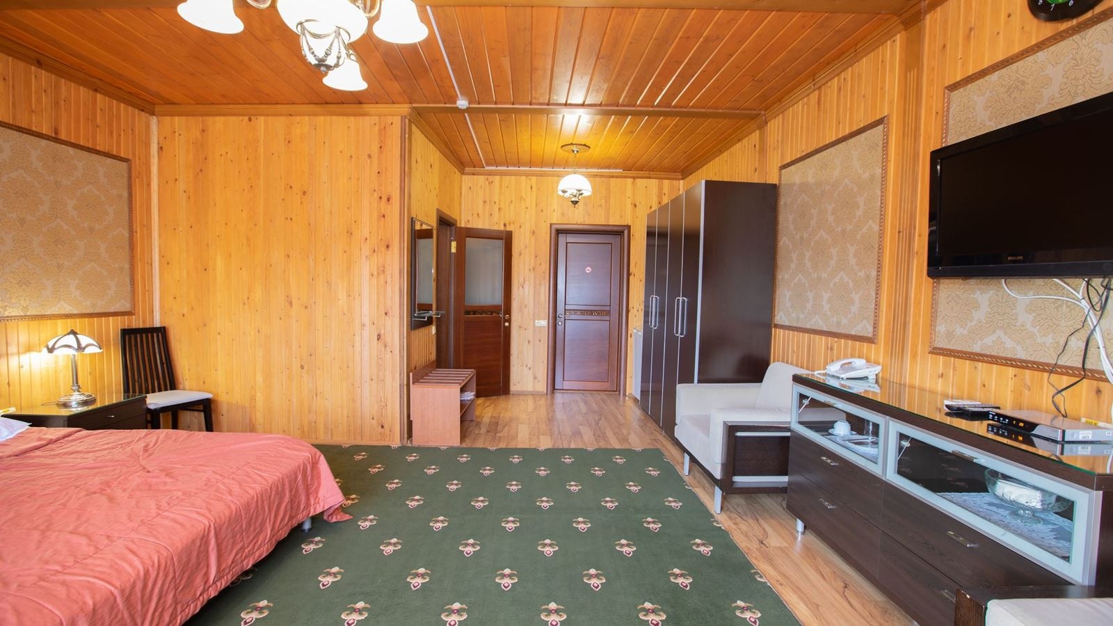 rooms-2bed-superior