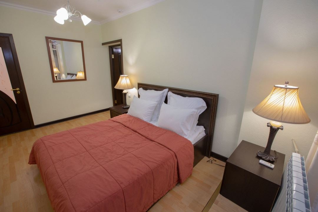 rooms-2-mest-2-komn-luxe