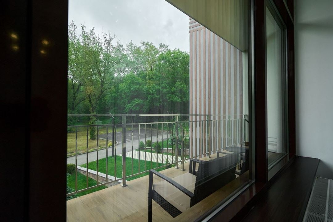 rooms-2-mest-2kom-luxe-komfort