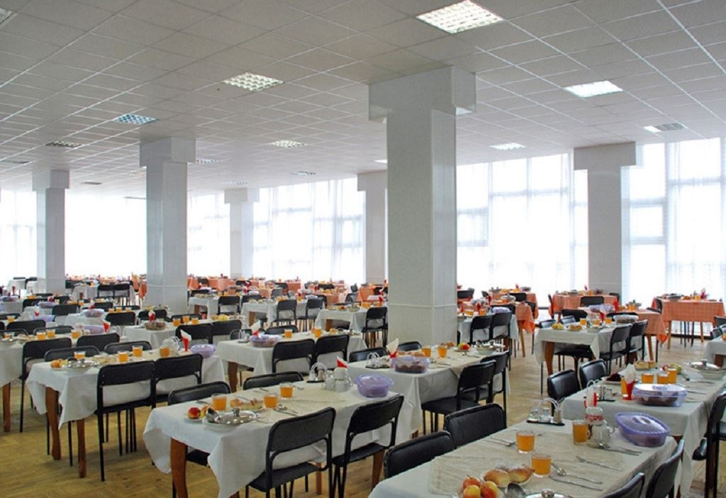 restaurants-obedennii-zal