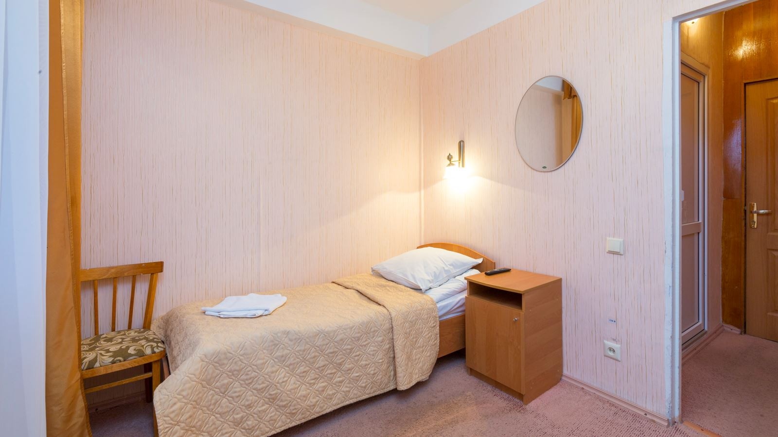 rooms-single-2-kat-building-1