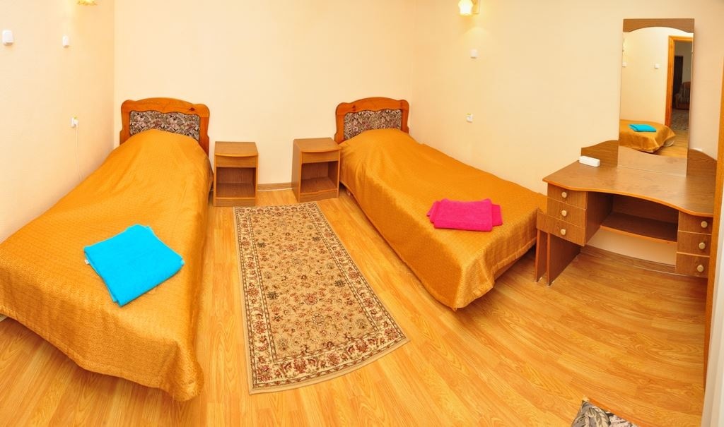 rooms-2-mest-2-komn-korpus-gornyi