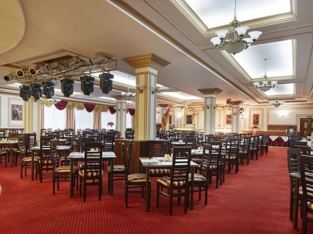 restaurants-atlas-restaurant