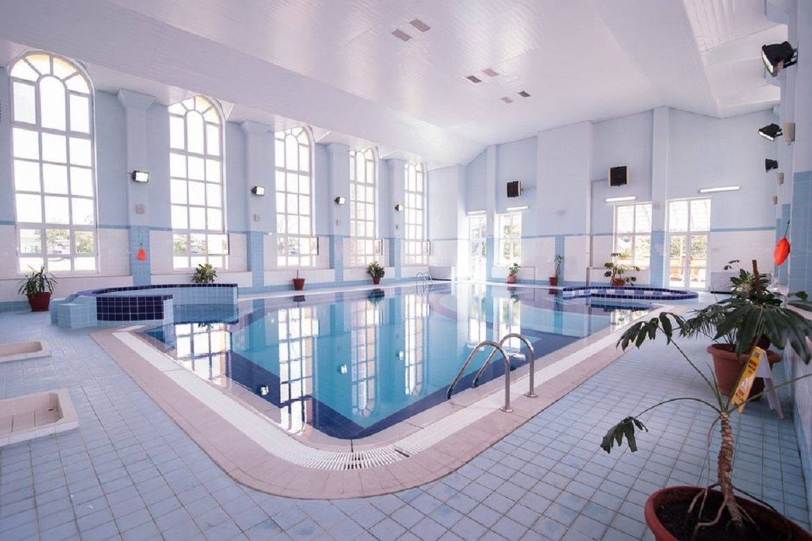 pools-indoor-pool