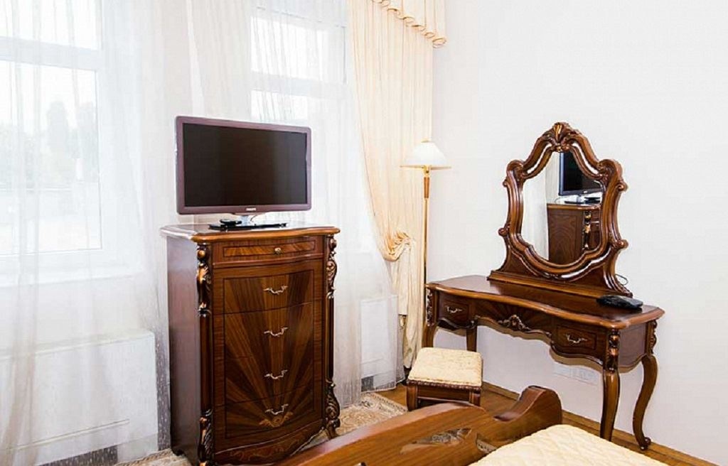 rooms-2bed-2room-junior-suite