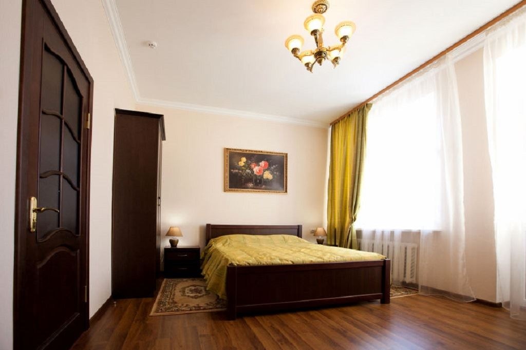 rooms-2-rooms-poluluxe