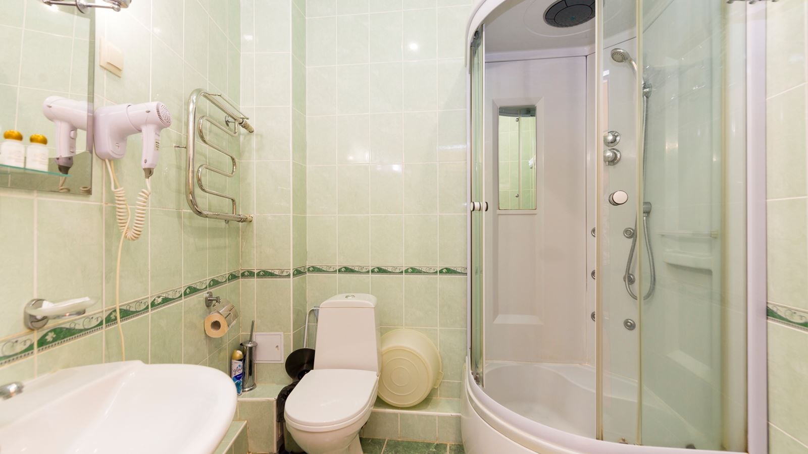 rooms-2-rooms-poluluxe