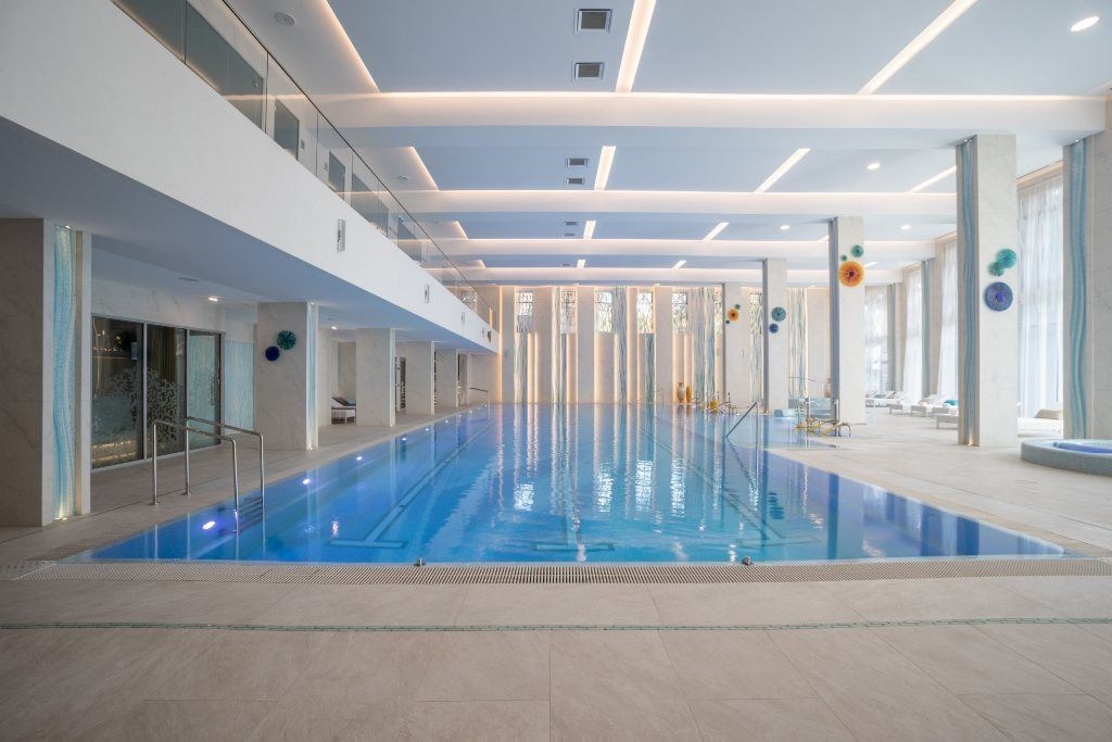 pools-indoor-pool