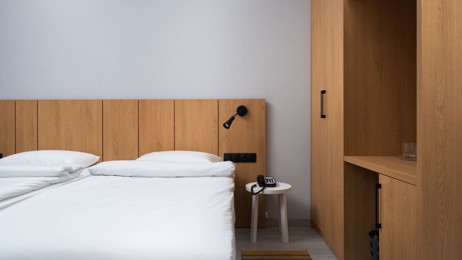 rooms-room-family-economy